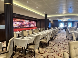 Symphony of the Seas Main Dining Room picture