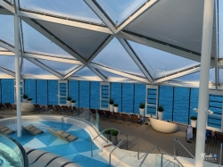 Wonder of the Seas Solarium picture