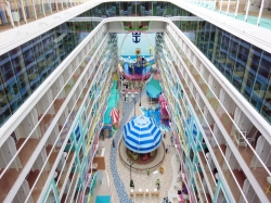 Icon of the Seas Surfside picture