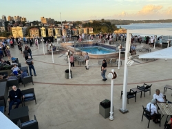 Queen Elizabeth Lido Pool picture