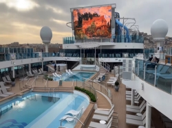 Sun Princess Main Pools picture