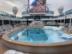 Sun Princess Main Pools picture