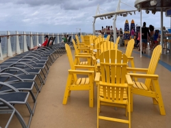 Allure of the Seas Wipe Out Bar picture