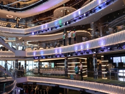 MSC Seaview Shine Bar picture