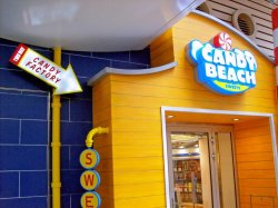 Oasis of the Seas Candy Beach picture