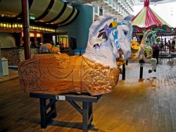 Oasis of the Seas Boardwalk picture