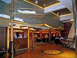 Oasis of the Seas Schooner Bar picture