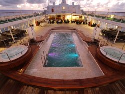 Silver Cloud Pool picture