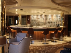 Icon of the Seas Schooner Bar picture