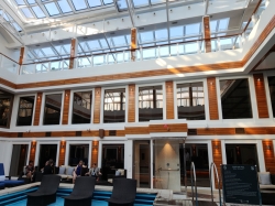 Norwegian Joy Haven Courtyard picture