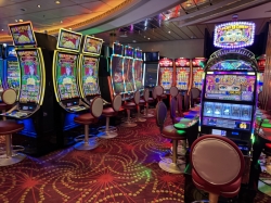 Mariner of the Seas Casino Royale picture