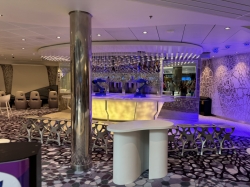 Harmony of the Seas Bionic Bar picture