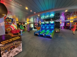 Mariner of the Seas Video Arcade picture