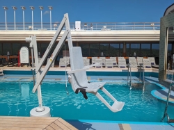 Nieuw Amsterdam Lido Pool picture