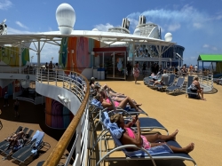 Symphony of the Seas Deck 16 picture