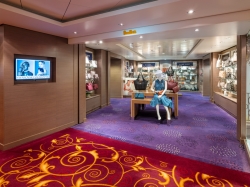 Norwegian Epic Shops picture