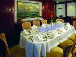 Star Clipper Dining Room picture