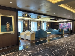 Seven Seas Explorer Atrium picture