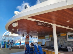 Utopia of the Seas Wipe Out Bar picture