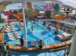 Utopia of the Seas Main Pool picture