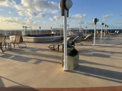 Queen Elizabeth Lido Pool picture