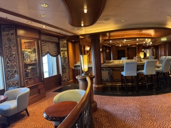 Queen Elizabeth Midships Bar picture