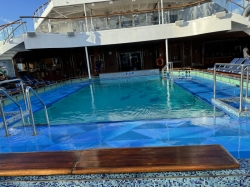 Carnival Conquest Sun Pool picture