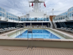 Discovery Princess Retreat Pool picture