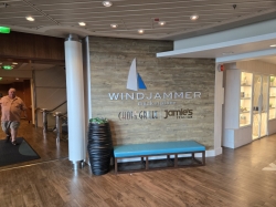 Navigator of the Seas Windjammer Cafe picture