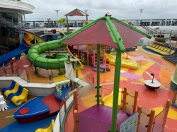 Spectrum of the Seas SplashAway Bay picture