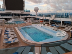 Sun Princess Main Pools picture