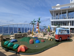 Symphony of the Seas Mini Golf picture