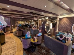 Symphony of the Seas Schooner Bar picture