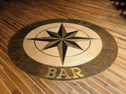 Symphony of the Seas Schooner Bar picture