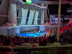 Symphony of the Seas Aqua Theater picture