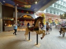 Utopia of the Seas Boardwalk Dog House picture