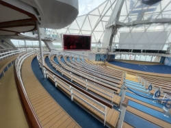 Utopia of the Seas Aqua Theater picture