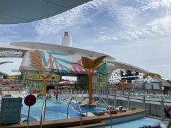 Utopia of the Seas Main Pool picture