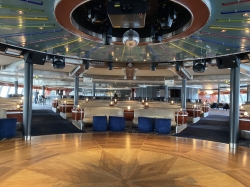 Norwegian Jewel Spinnaker Lounge picture