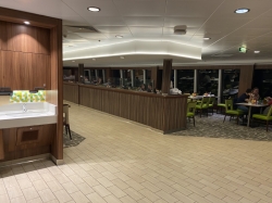 Norwegian Jewel Garden Cafe picture