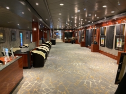 Norwegian Jewel Art Gallery picture