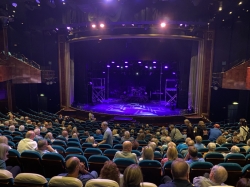 Norwegian Jewel Stardust Theater picture