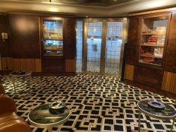 Norwegian Jewel Cigar Lounge picture