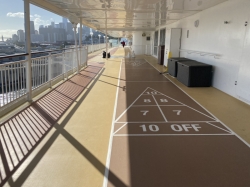 Norwegian Jewel Jogging Track picture