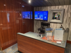 Norwegian Jewel Internet Cafe picture