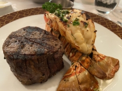 Norwegian Jewel Cagneys Steakhouse picture