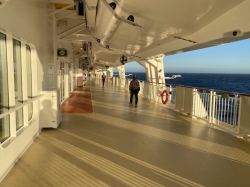 Norwegian Jewel Promenade picture