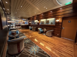 Explorer of the Seas Schooner Bar picture