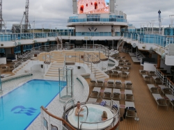 Regal Princess Fountain Pool picture