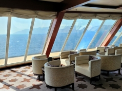 Seven Seas Voyager Observation Lounge picture